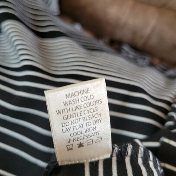Max Studio Small Dress Black White Stripes Rayon Spandex Poly flutter sleeve EUC - Picture 9 of 9